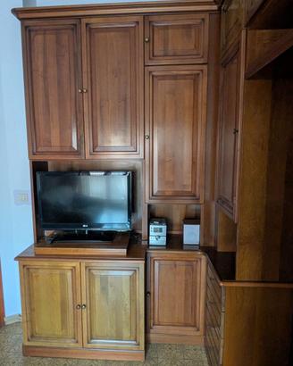 Sala in legno massello