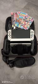 Nintendo Switch Oled + videogiochi + accessori