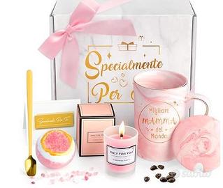 Kit per donna con candela, sali da bagno, tazza