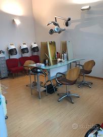 Abano negozio parrucchiera