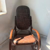 Sedia a dondolo antica