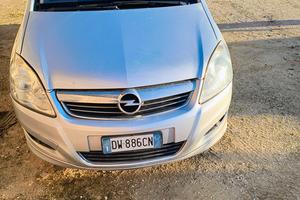 Opel Zafira 7 posti