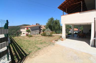 VILLA A SCHIERA A CENTOLA