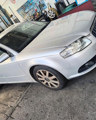 Audi A4 SW anno 2007 per ricambi