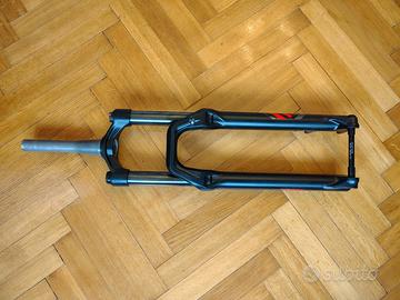Forcella ammortizzata 160mm pari al nuovo