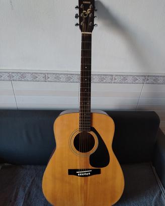 Chitarra acustica Yamaha FG-411 