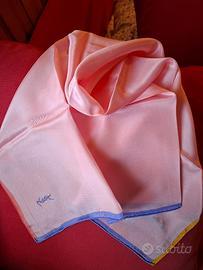 Foulard Yves Saint Laurent Nuovo 100% seta