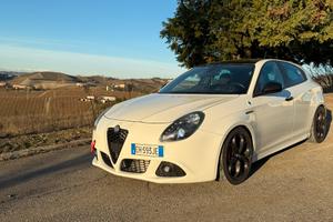Alfa romeo giulietta quadrifoglio verde forgiata