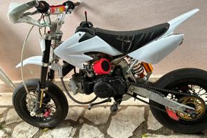 Pit bike 160 Accetto scambi