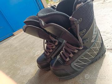 scarponi snowboard Nitro taglia 38