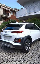 Kona 1.0, a benzina, come nuova