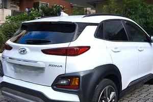 Kona 1.0, a benzina, come nuova