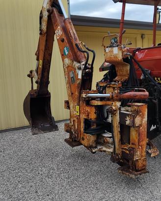 Retroscavatore mazzotti per trattore
