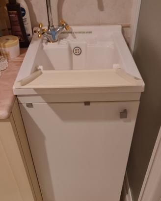 pozzetto lavatoio in resina interno /esterno nuovo