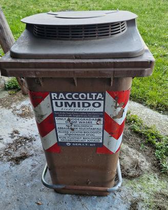 bidone cassonetto umido