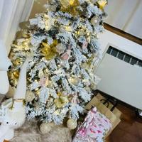 Albero di Natale innevato