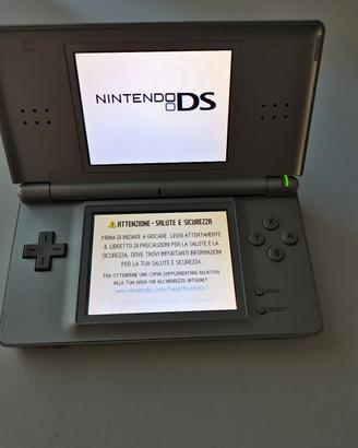 Nintendo DS Lite 