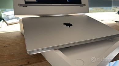 MacBook Pro 16″ M1 Max RAM 32Gb, SSD 1Tb Ex-Nuovo