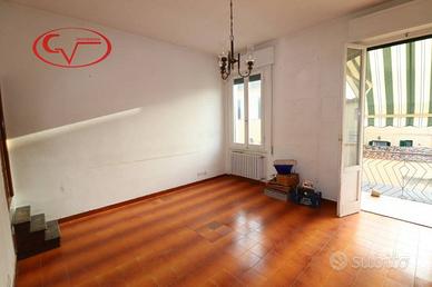 Appartamento di 85 m² con 4 locali a Montevarchi