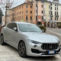 Maserati Levante 3.0D V6 Diesel AWD 250CV SERVICE 