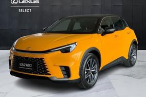 Lexus LBX Hybrid Emotion