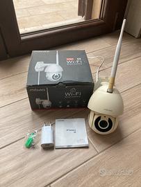 Camera videosorveglianza da esterno.