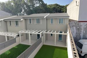 VILLETTE A SCHIERA CON GIARDINO E POSTO AUTO