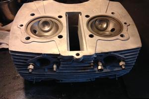 Testa Laverda 750 SF