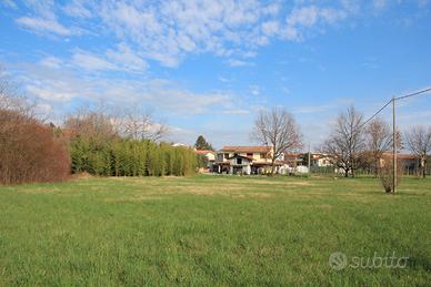 2.600 mq di Terreno Edificabile a Fiume Veneto