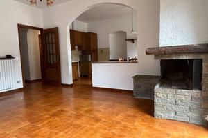 Appartamento di 110 m² con più di 5 locali a Isola