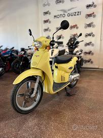 Aprilia Scarabeo 50 2T Giallo