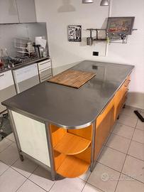 Penisola cucina con forno integrato
