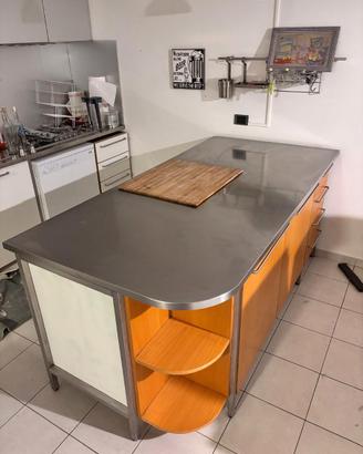Penisola cucina con forno integrato