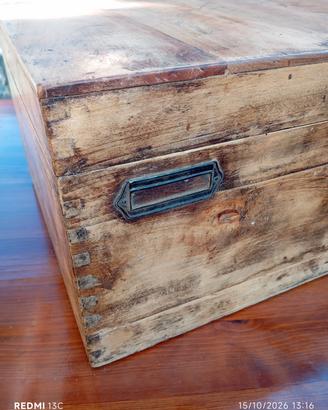 Bauletto in legno massello 