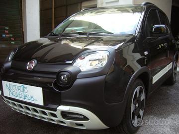 FIAT Panda Cross Pandina 1.0 FireFly Hybrid 5°P