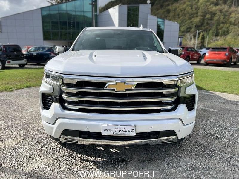 Chevrolet Silverado 2023 photo 2