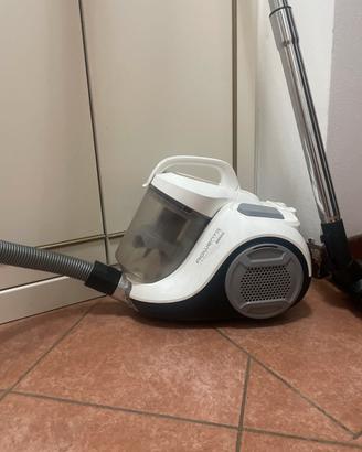 Aspirapolvere con filo Rowenta