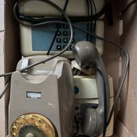 Tre telefoni