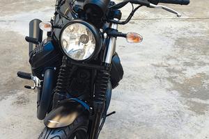 Moto Guzzi V7lll Stone 750