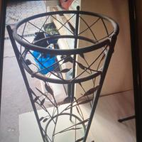 Oggetti artigianali in ferro camino e altro uso 