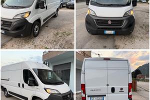 Fiat Ducato Con Rampa Di Carico Pieghevole Anno 20
