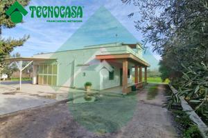 VILLA SINGOLA A FRANCAVILLA FONTANA