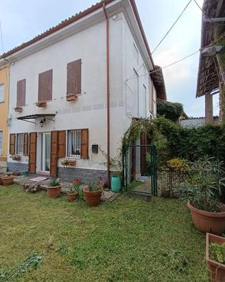 Villa di 100 m² con 3 locali a Borgoratto Mormorol