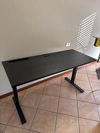 Scrivania ikea bekant