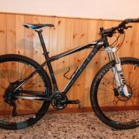 MTB Cube Ltd 29, montata Shimano XT, forcella Fox 