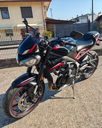 Triumph Street Triple 765 R 2021