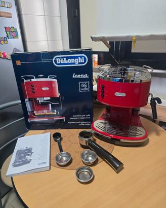 Macchina da caffè De Longhi per caffè in cialde ed