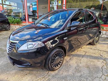 Lancia Ypsilon 1.2 benzina 07/2013 Cv69