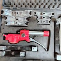 Atrezzatura per idraulico