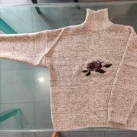 Maglione collo alto beige con fiore tg 54 Nani Bon